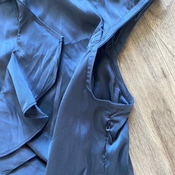 Express Elite Stretch Ruffle Blouse - Picture 6 of 10